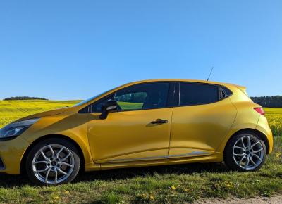 Фото Renault Clio RS