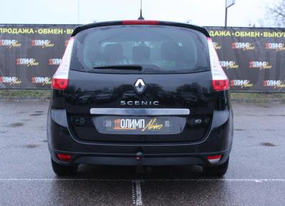 Фото Renault Scenic