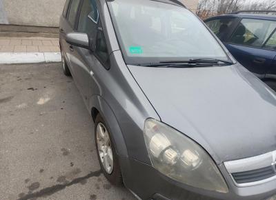 Фото Opel Zafira