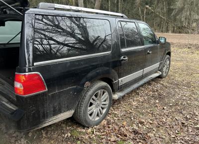 Фото Lincoln Navigator