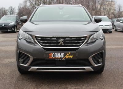 Фото Peugeot 5008