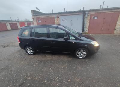 Фото Opel Zafira