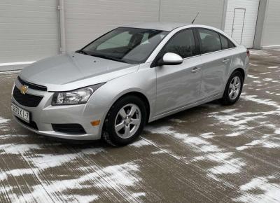 Фото Chevrolet Cruze