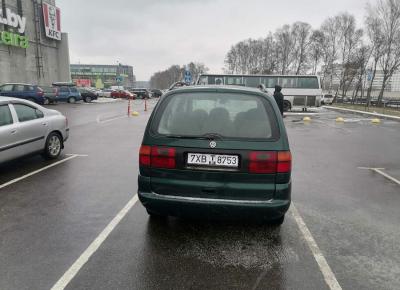 Фото Volkswagen Sharan