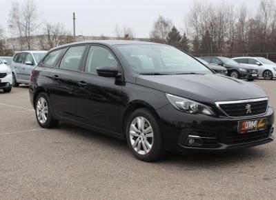 Фото Peugeot 308