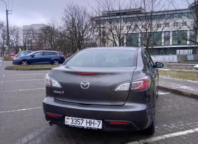 Фото Mazda 3