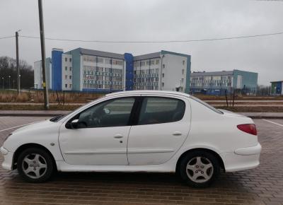 Фото Peugeot 206