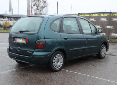 Фото Renault Scenic