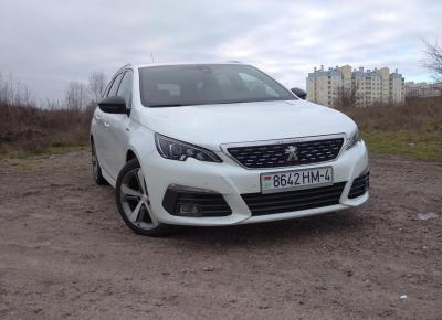 Фото Peugeot 308