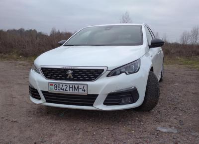 Фото Peugeot 308