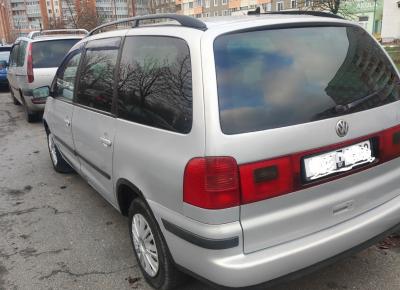 Фото Volkswagen Sharan