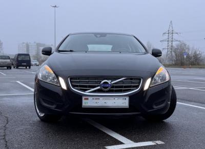 Фото Volvo V60