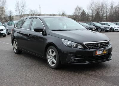 Фото Peugeot 308