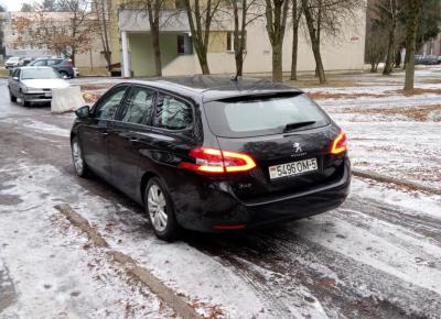 Фото Peugeot 308