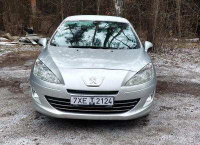 Фото Peugeot 408