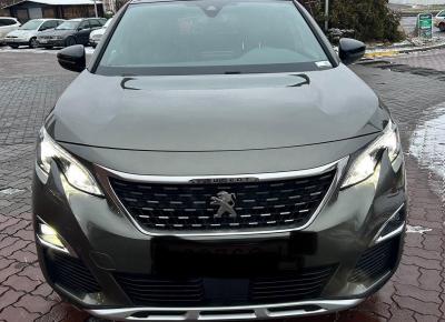 Фото Peugeot 5008