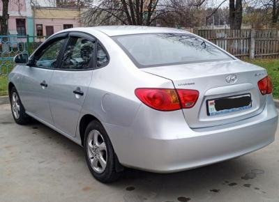 Фото Hyundai Elantra