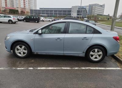 Фото Chevrolet Cruze