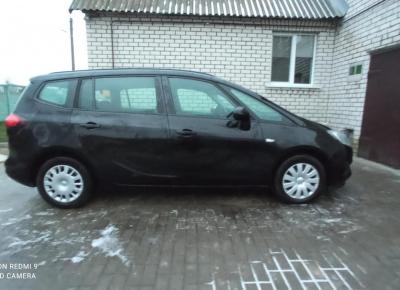 Фото Opel Zafira