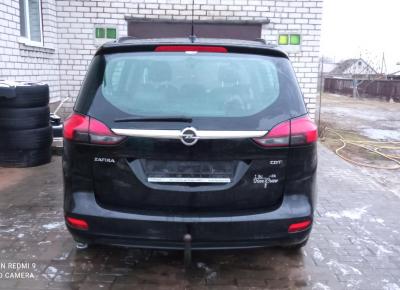 Фото Opel Zafira