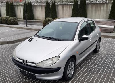 Фото Peugeot 206