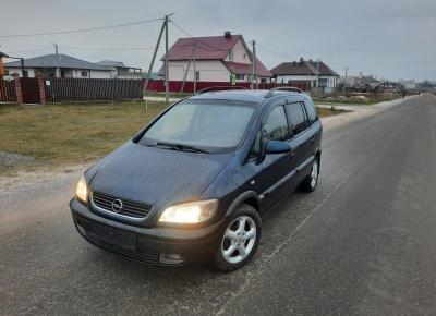 Фото Opel Zafira