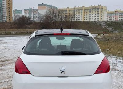 Фото Peugeot 308