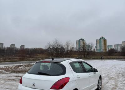 Фото Peugeot 308