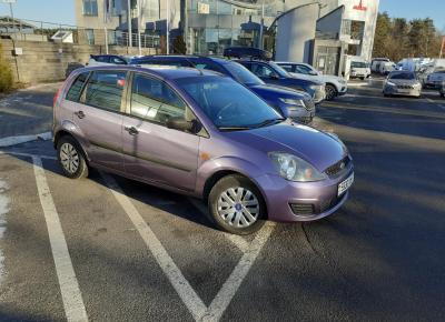 Фото Ford Fiesta