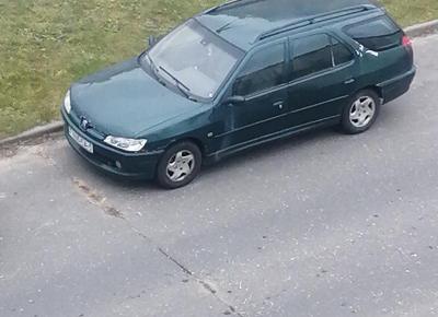 Фото Peugeot 306