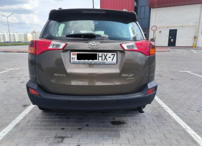 Фото Toyota RAV4