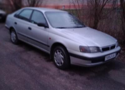 Фото Toyota Carina