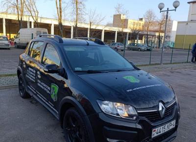 Фото Renault Sandero