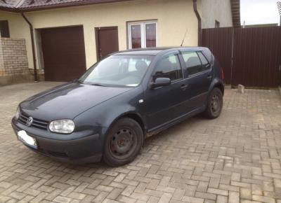 Фото Volkswagen Golf