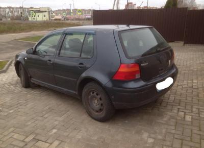 Фото Volkswagen Golf