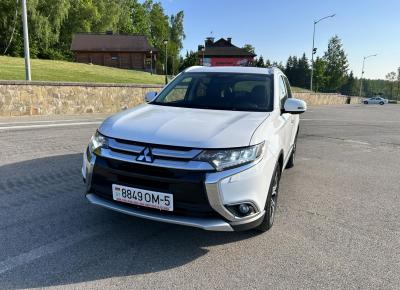 Фото Mitsubishi Outlander