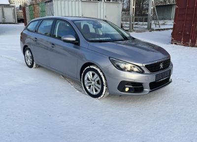 Фото Peugeot 308