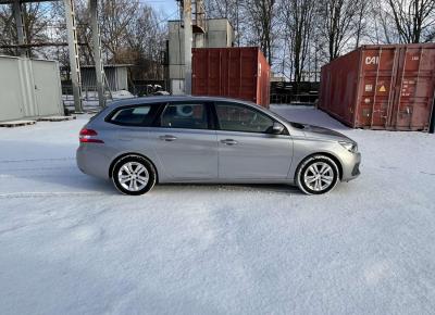 Фото Peugeot 308