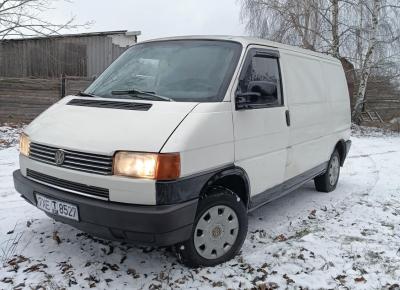 Фото Volkswagen Transporter