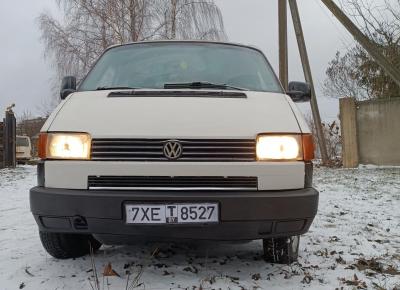 Фото Volkswagen Transporter