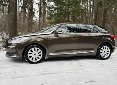 Фото Citroen DS5