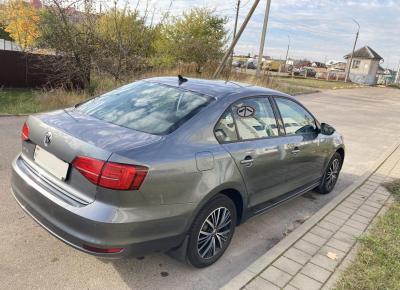 Фото Volkswagen Jetta