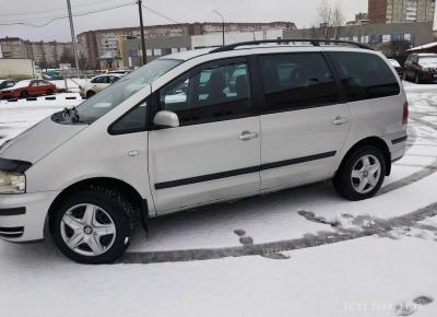 Фото Volkswagen Sharan