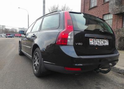 Фото Volvo V50