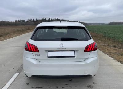 Фото Peugeot 308