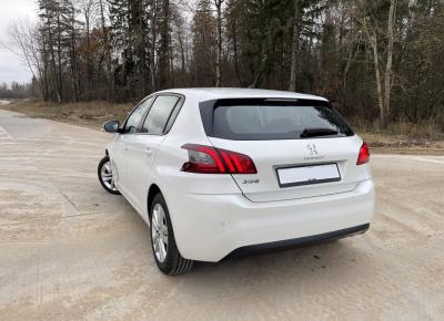 Фото Peugeot 308