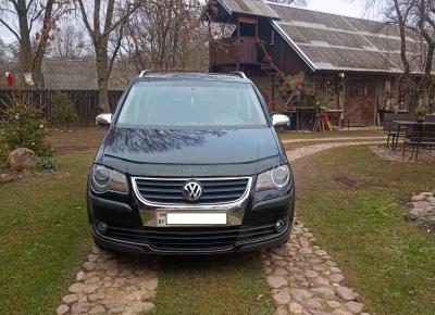 Фото Volkswagen Touran