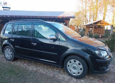 Фото Volkswagen Touran