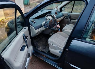 Фото Renault Scenic