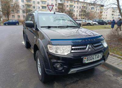 Фото Mitsubishi Pajero Sport